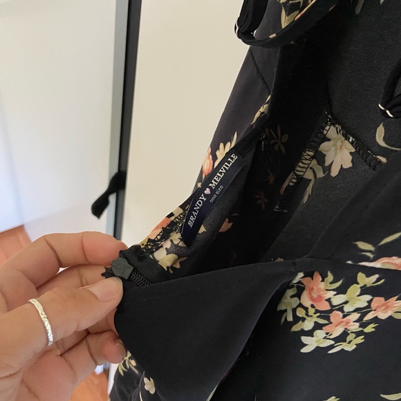 Open back dress 👗 - Picture 4 of 5